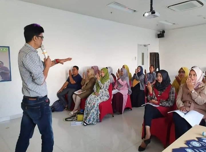 Sesi pelatihan Noval Ramsis